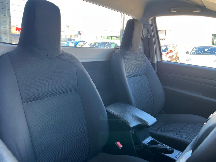 2017 Toyota HiLux GUN123R SR Cab Chassis Image 12