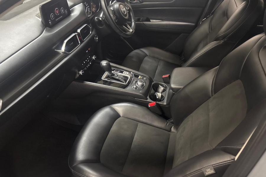 2020 Mazda CX-5 KF Series Touring SUV Image 17