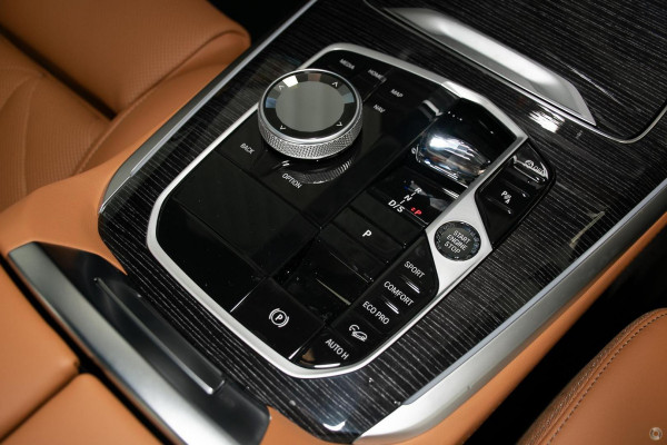 2026 [THIS VEHICLE IS SOLD] image 14