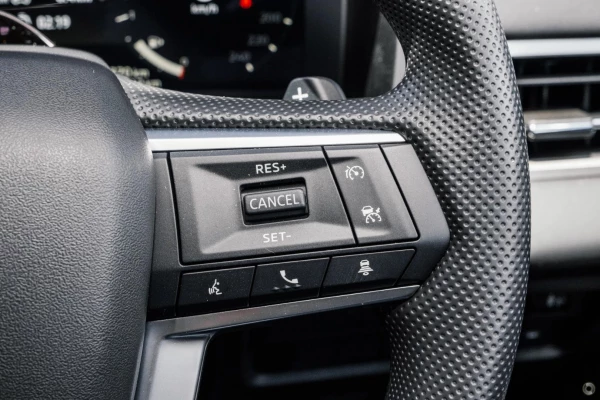 2025 Mitsubishi Outlander ZM ES SUV Image 13