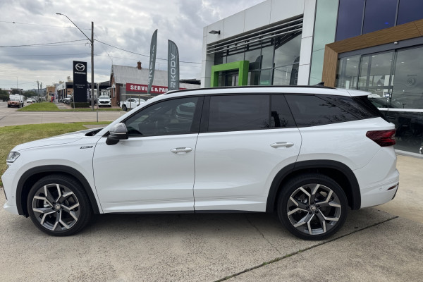 2025 MY26 Skoda Kodiaq PS 140TSI Sportline SUV Image 8