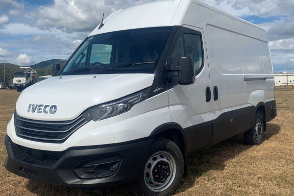 2025 Iveco Daily Van Van Image 4