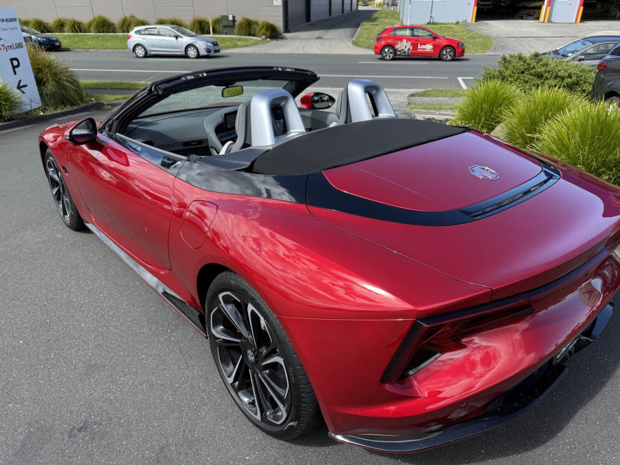 2026 MG Cyberster Convertible Image 7