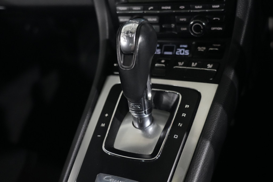 2014 Porsche Cayman Coupe Image 16