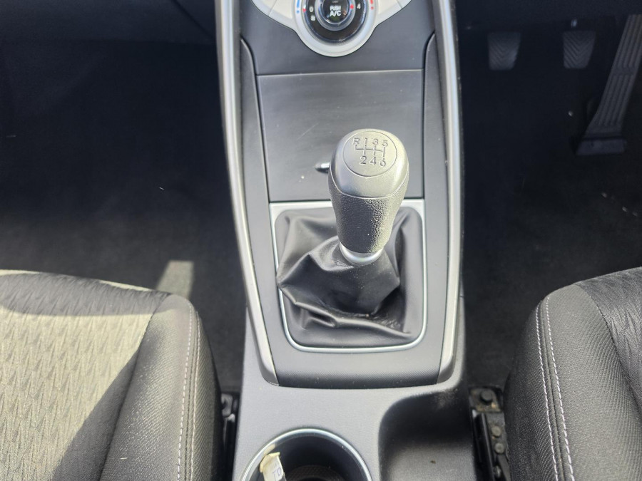 2012 Hyundai Elantra MD Active Sedan Image 17