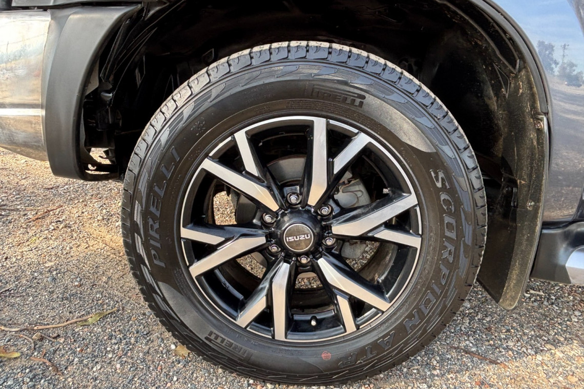 2020 MY19 Isuzu MU-X LS-U SUV Image 7