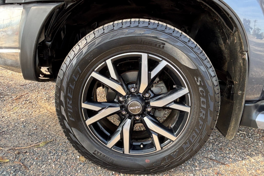 2020 MY19 Isuzu MU-X LS-U SUV Image 7