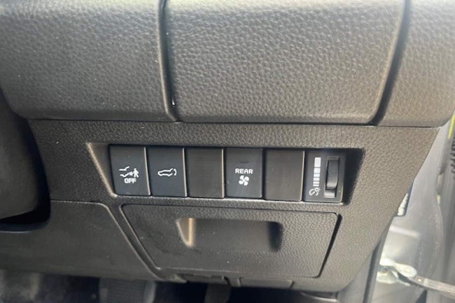2023 Isuzu MU-X RJ LS-T SUV Image 26