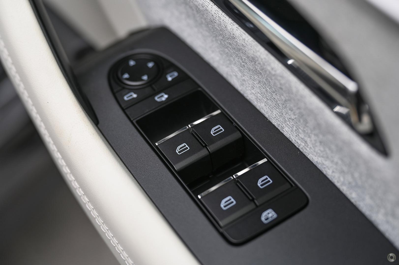 2023 Mazda CX-60 KH Series G40e Azami SUV Image 27