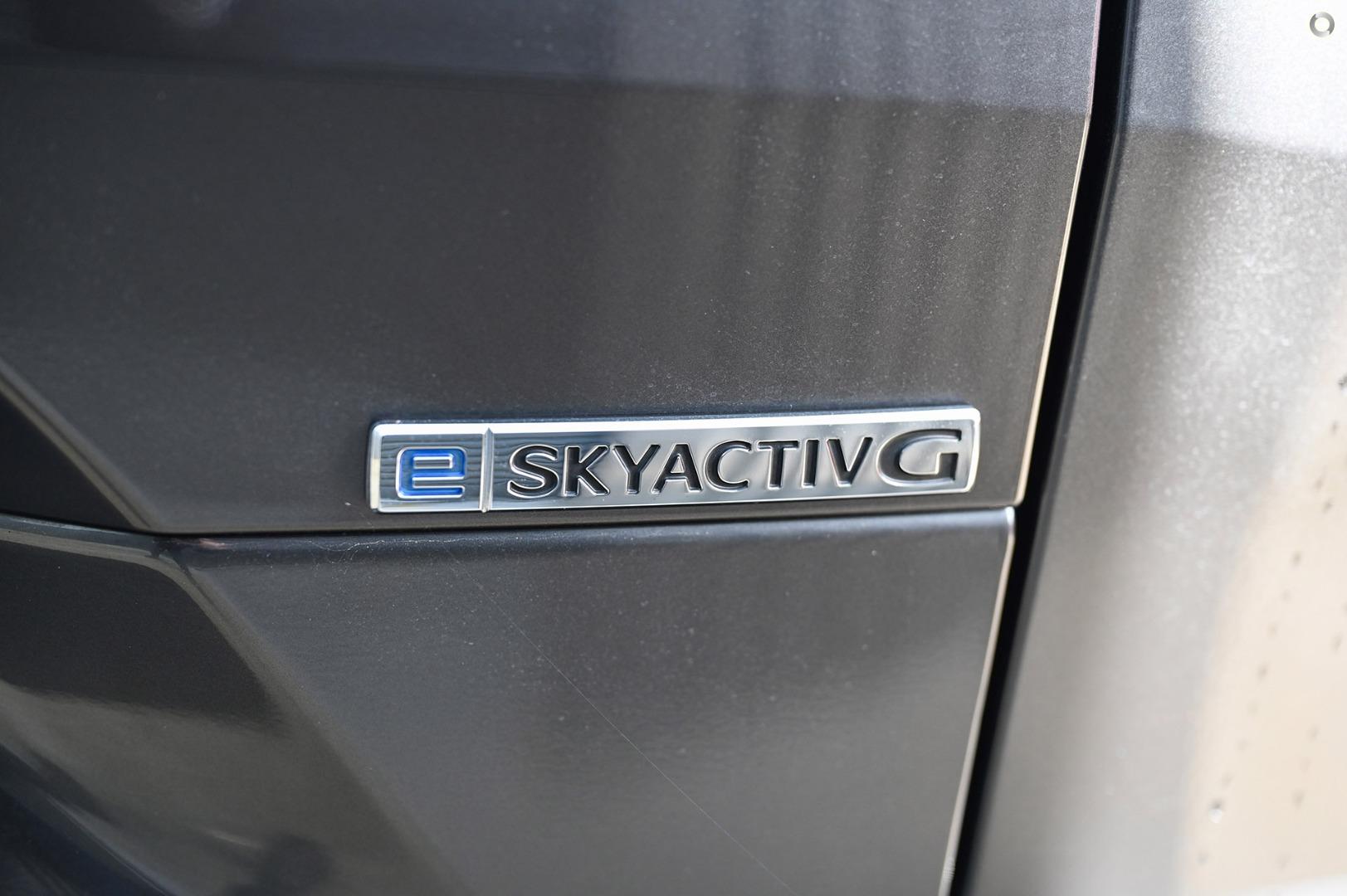 2023 Mazda MX-30 DR Series G20e Evolve SUV Image 14