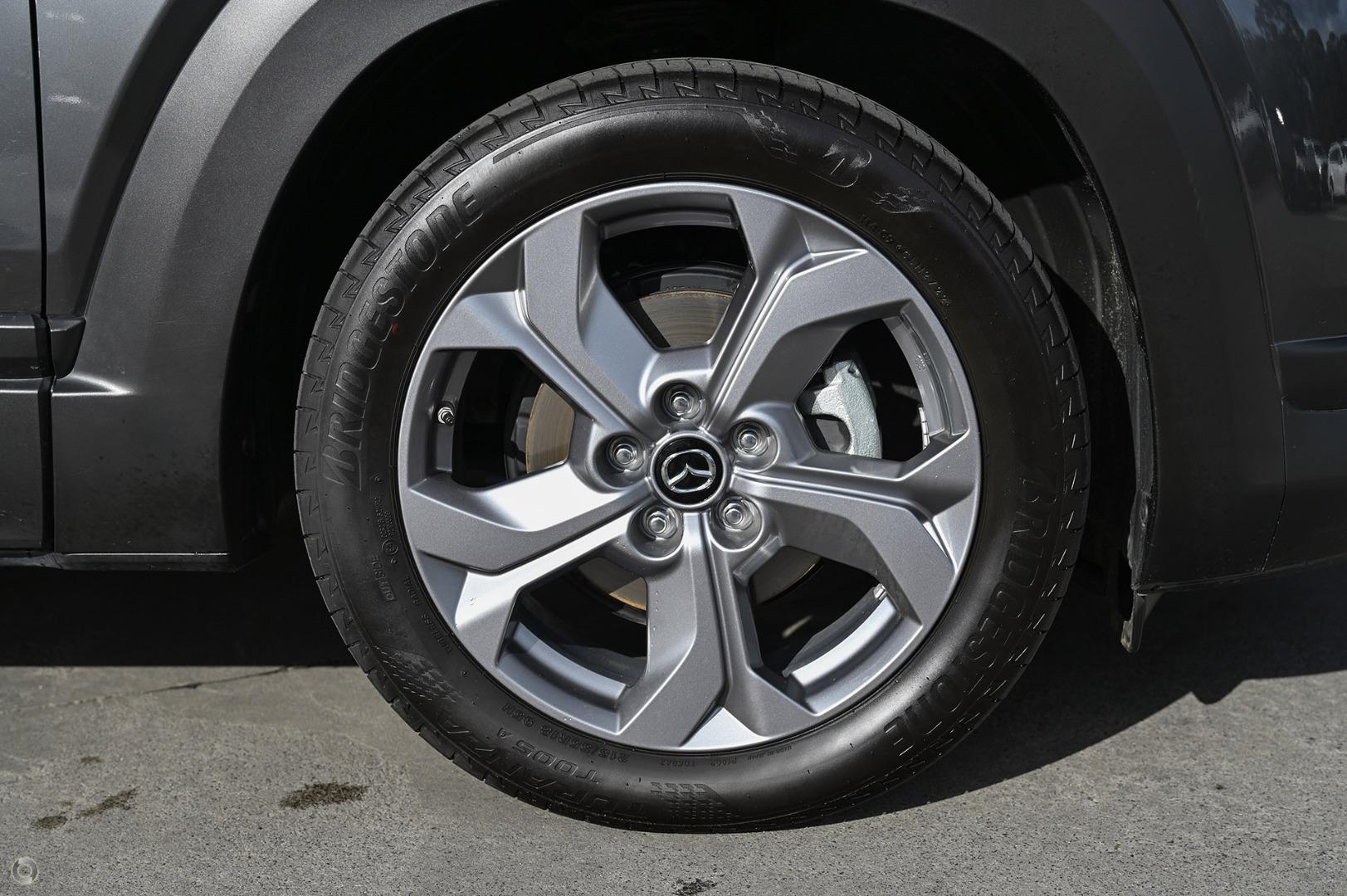 2023 Mazda MX-30 DR Series G20e Evolve SUV Image 8