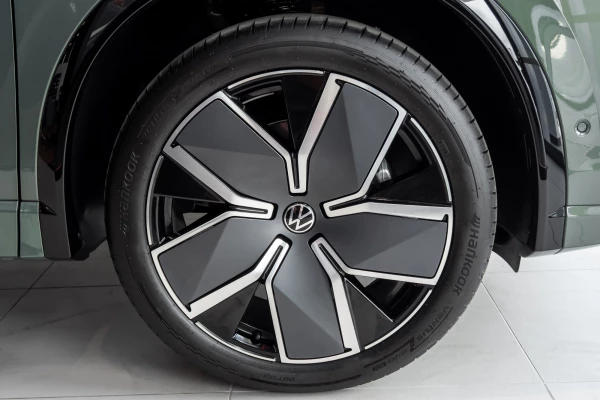 2026 Volkswagen Tiguan CT 200TSI eHybrid R-Line SUV Image 23