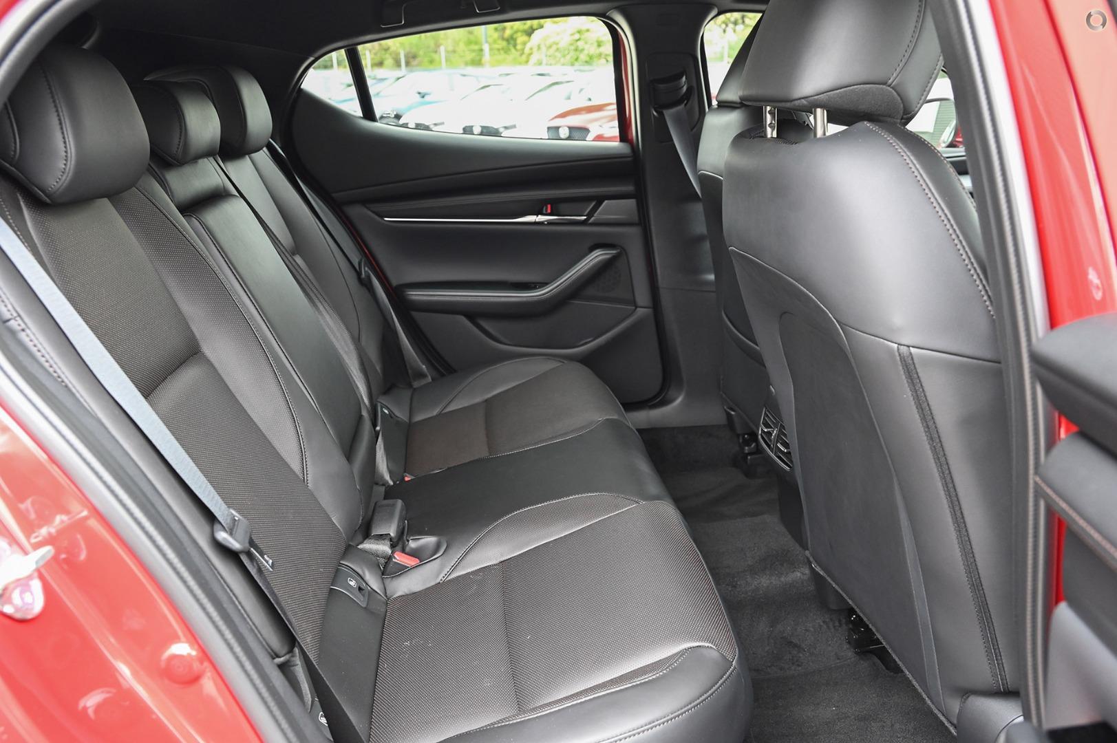 2023 Mazda 3 BP Series G20 Touring Hatch Image 6
