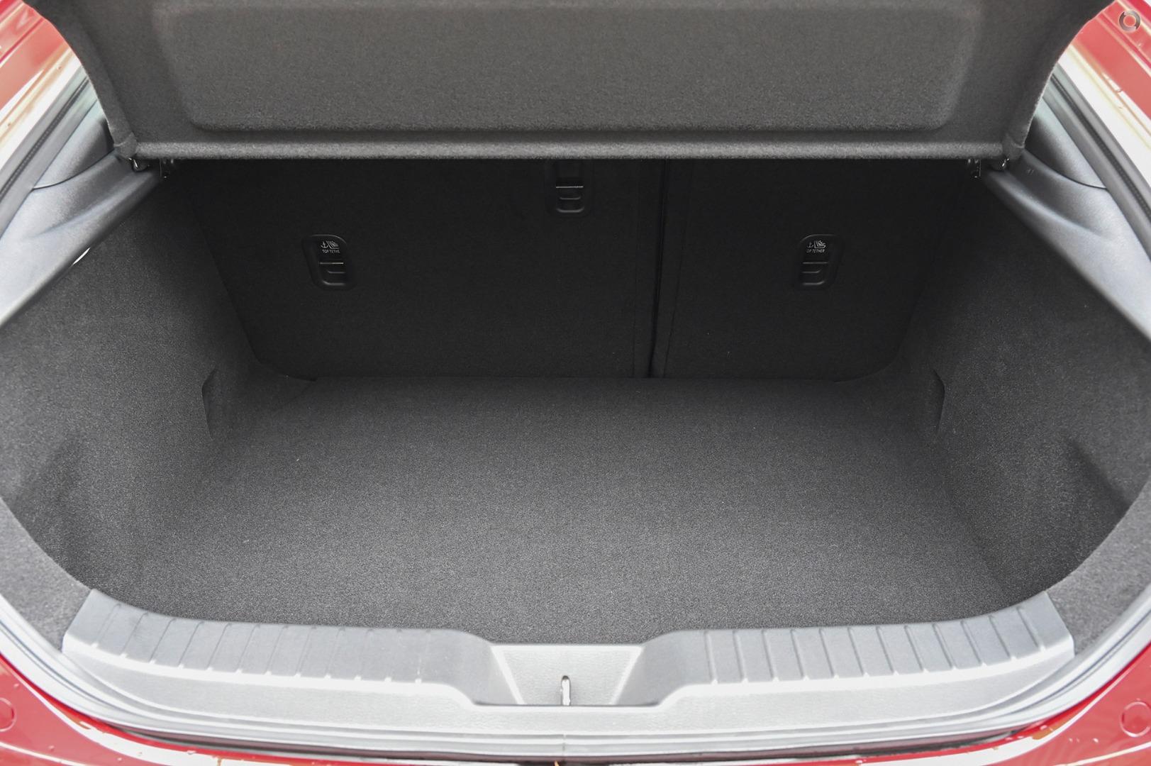 2023 Mazda 3 BP Series G20 Touring Hatch Image 8
