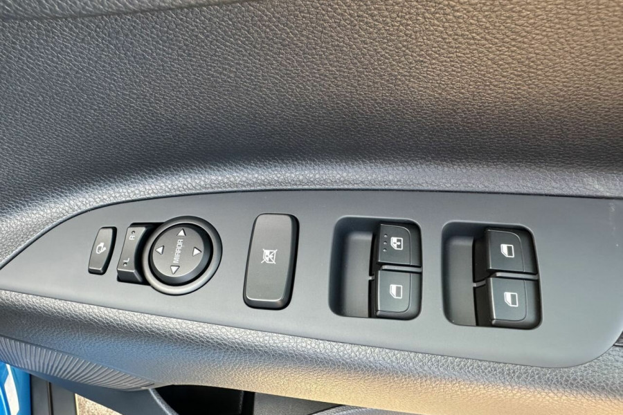 2024 MY25 Kia Stonic YB Sport SUV Image 17