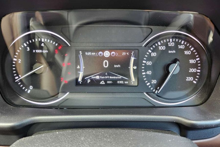 2023 Mahindra Scorpio  Z8 SUV Image 10