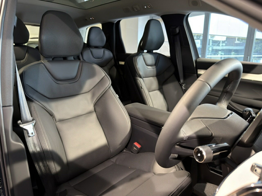 2026 Volvo EX90  Ultra Twin Motor Performance SUV Image 20
