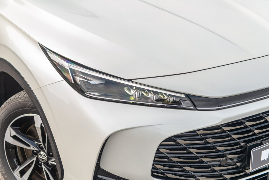 2026 MG HS Super Hybrid Excite SUV Image 3