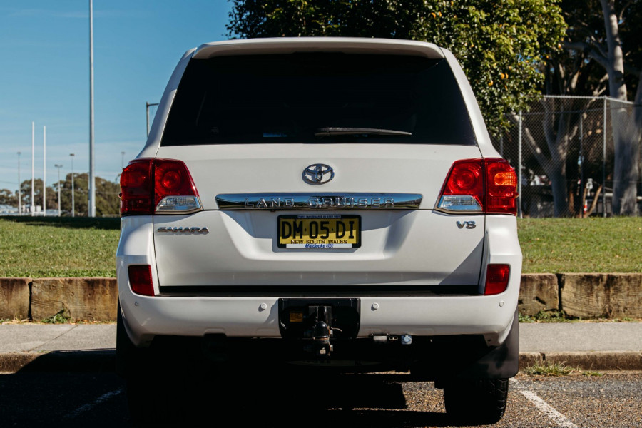 2012 MY13 Toyota LandCruiser VDJ200R Sahara SUV Image 13