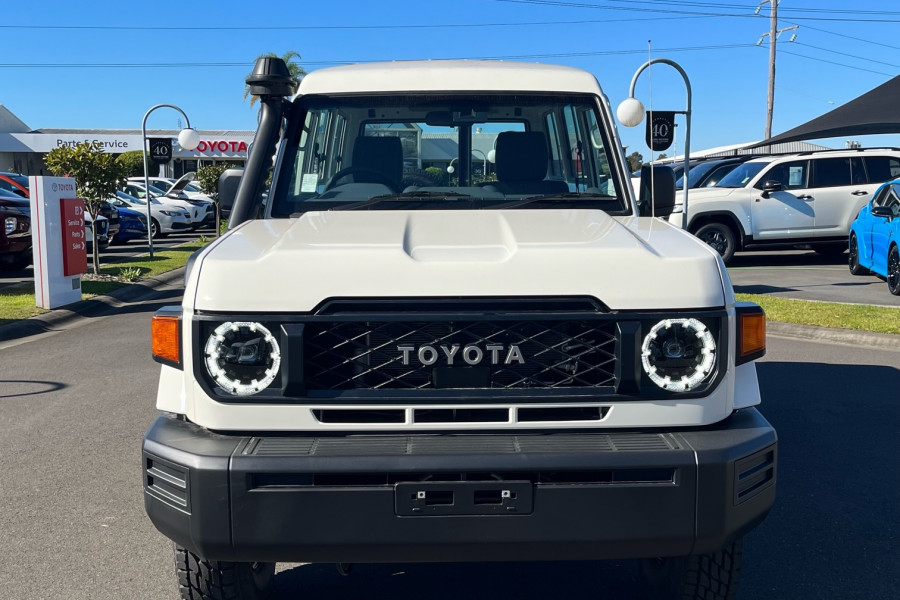 2024 MYon Toyota LandCruiser GDJL78R (Troopcarrier) Workmate Troopcarrier Wagon Image 7