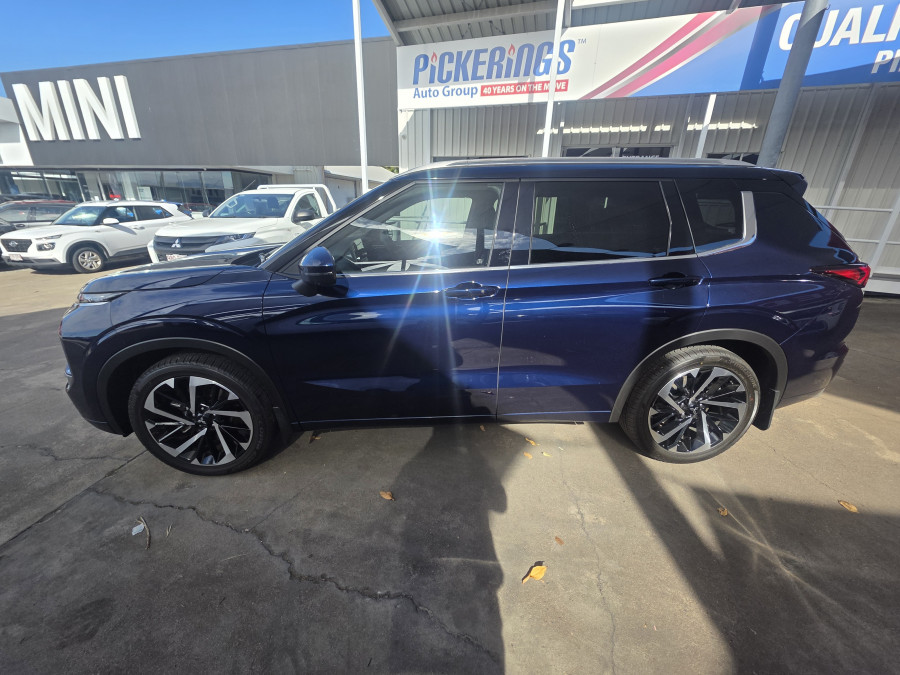 2024 Mitsubishi Outlander ZM Exceed SUV Image 4