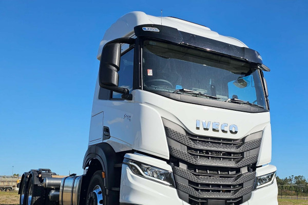 2025 Iveco S-way AXLE RIGIDS Cab Chassis