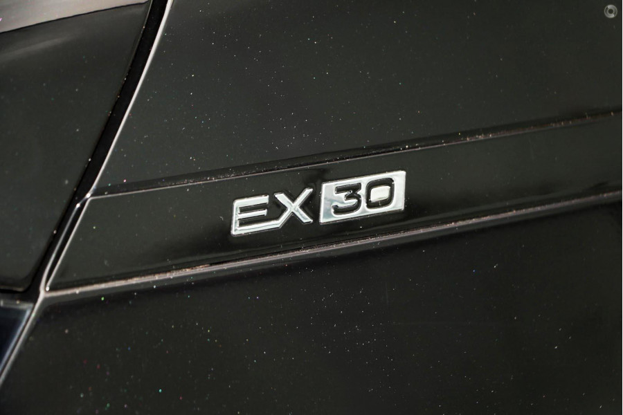 2024 Volvo EX30  Twin Motor Performance Ultra SUV Image 6