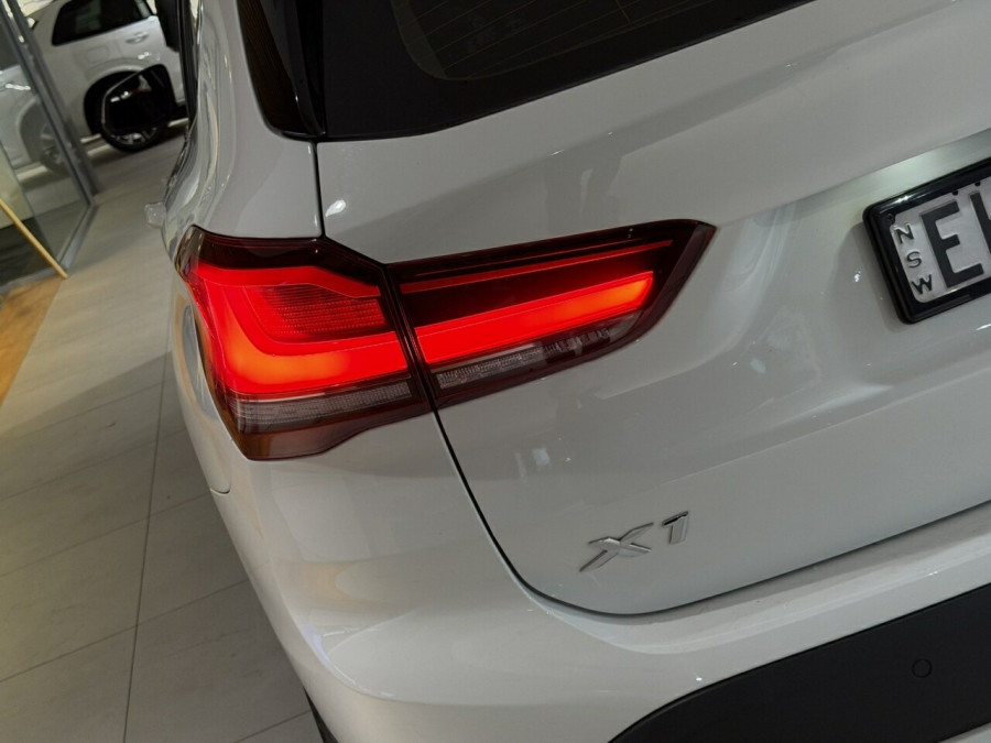 2019 BMW X1 F48 LCI sDrive20i SUV Image 6