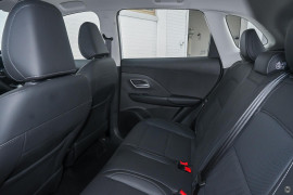 2025 MG ZS ZS32 Essence Turbo SUV