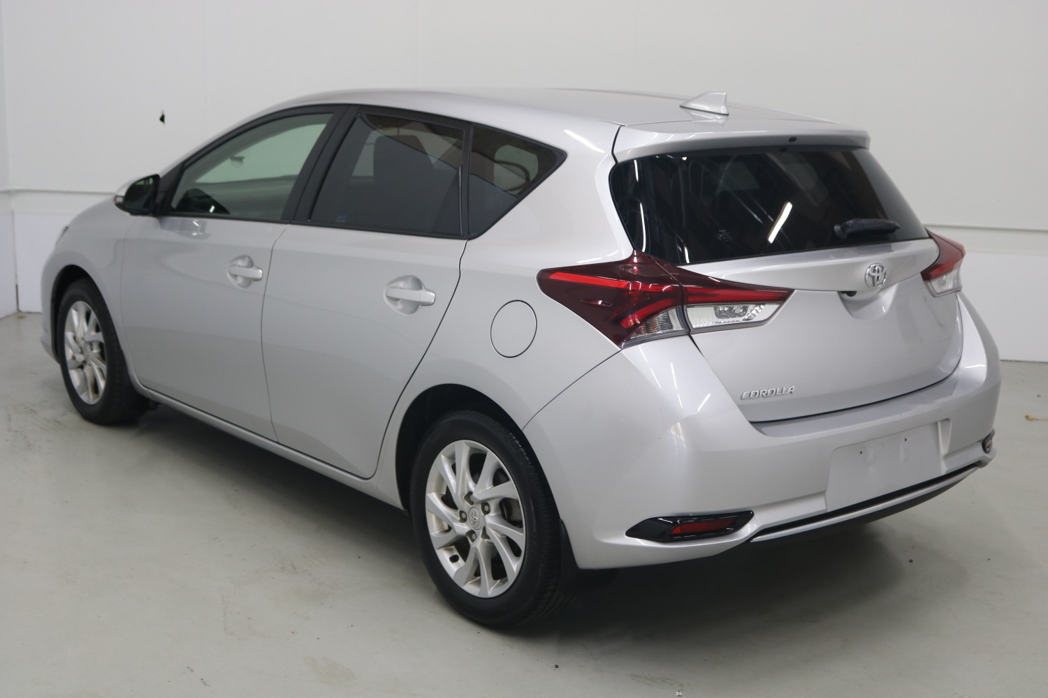2017 Toyota Corolla ZRE182R ASCENT SPORT Hatch Image 15