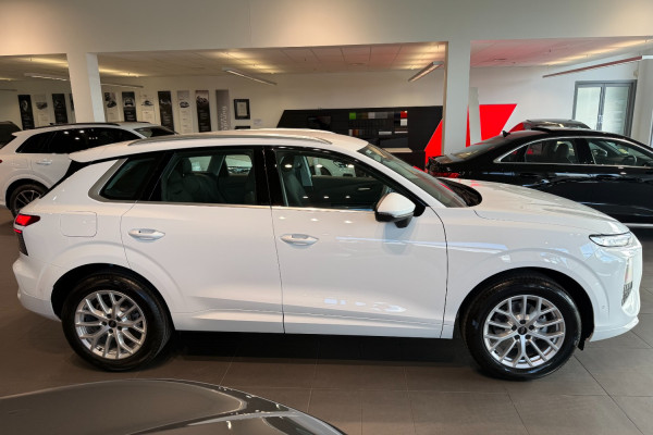 2026 Audi Q3 TFSI SUV Image 2