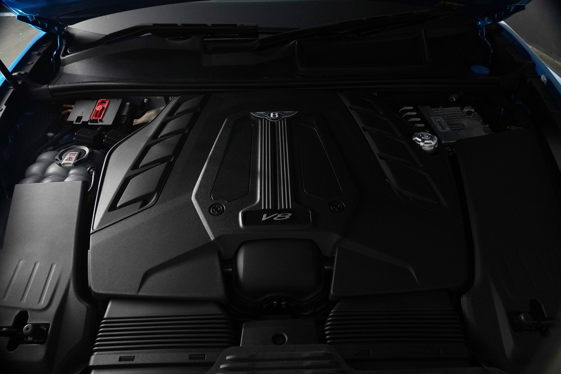 2024 Bentley Bentayga V8S Black Line SUV Image 12