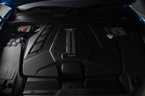 2024 Bentley Bentayga V8S Black Line SUV Image 23