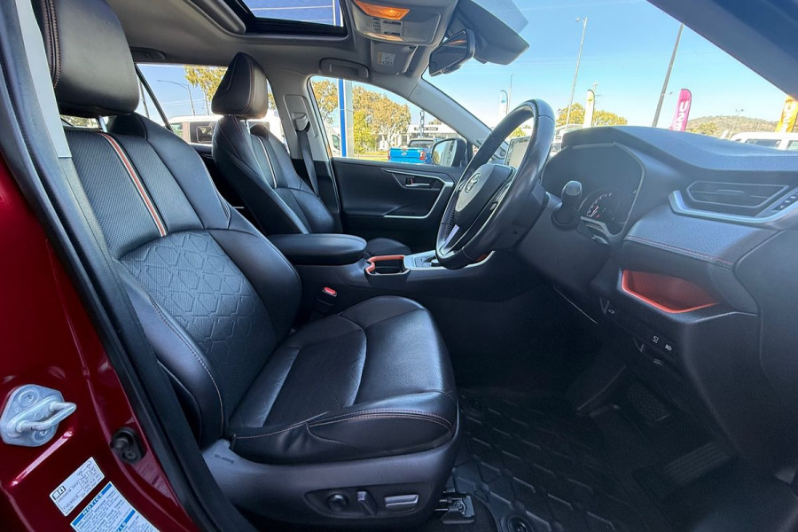 2020 Toyota RAV4 AXAA54R Edge Wagon Image 7