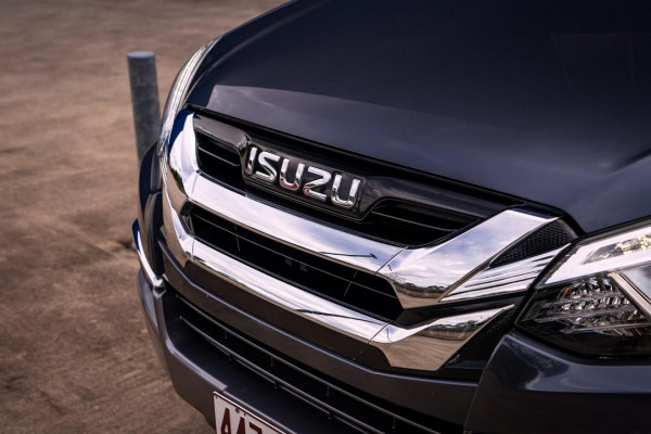 2019 Isuzu MU-X  LS-U SUV Image 3