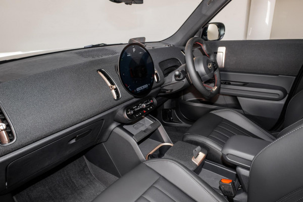 2026 MY25 MINI Countryman U25 JCW Favoured SUV image 7
