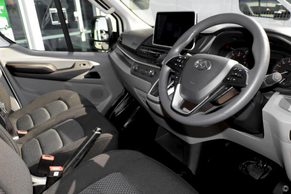 2026 MY24 LDV Deliver 9  MWB Mid Roof Bus Image 7