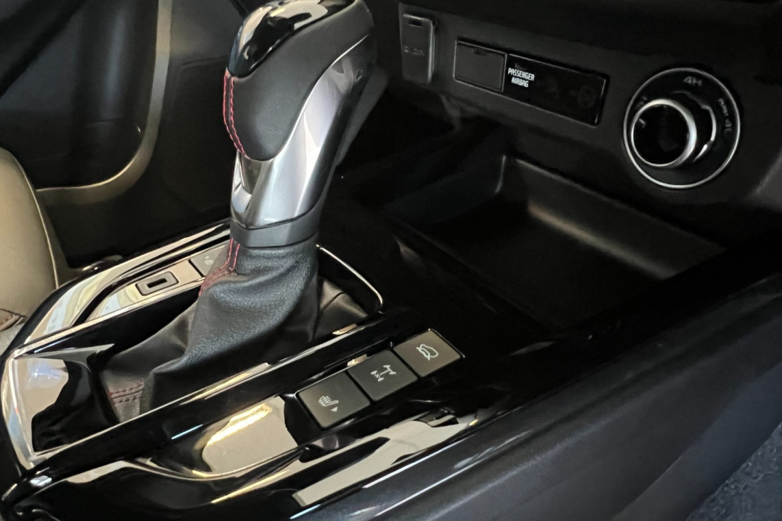 2025 MY24 Isuzu D-MAX X-TERRAIN Ute Image 11