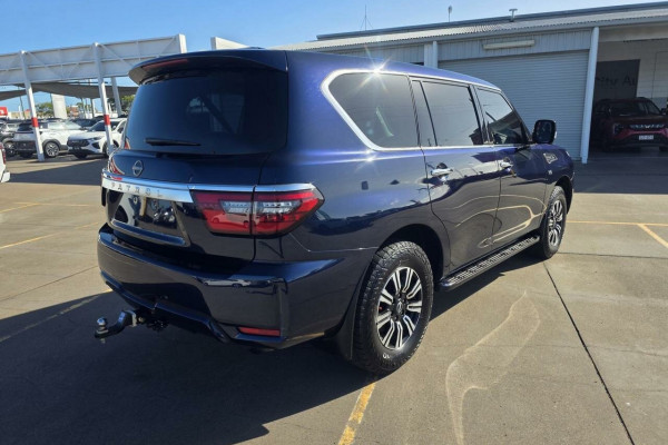 2023 Nissan Patrol Y62 Ti SUV Image 9