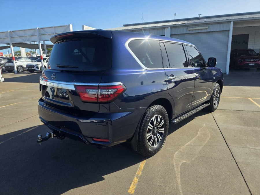 2023 Nissan Patrol Y62 Ti SUV Image 9