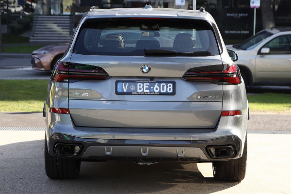 2026 BMW X5 G05 LCI xDrive30d M Sport SUV image 4