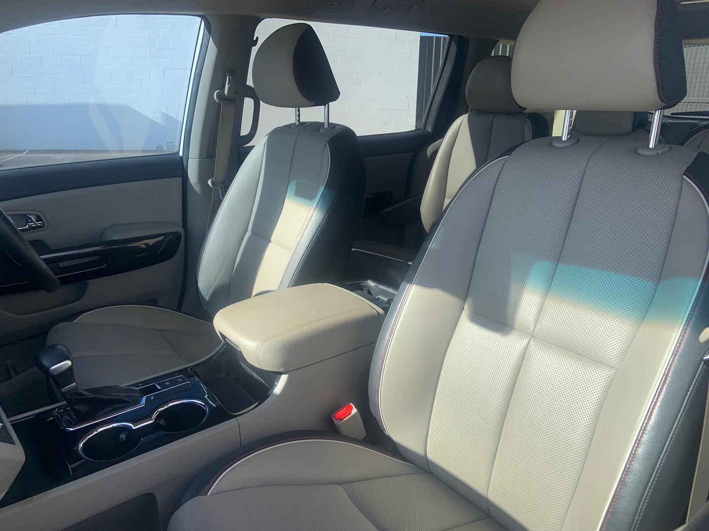 2020 Kia Carnival YP SLi Van Image 27