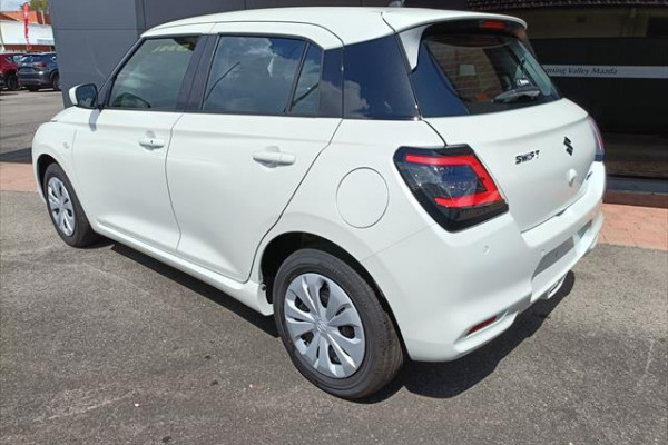 2024 Suzuki Swift UZ Hybrid Hatch Image 5