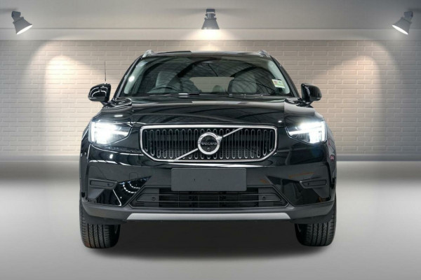 2025 MY26 Volvo XC40 XZ Plus B4 SUV Image 17