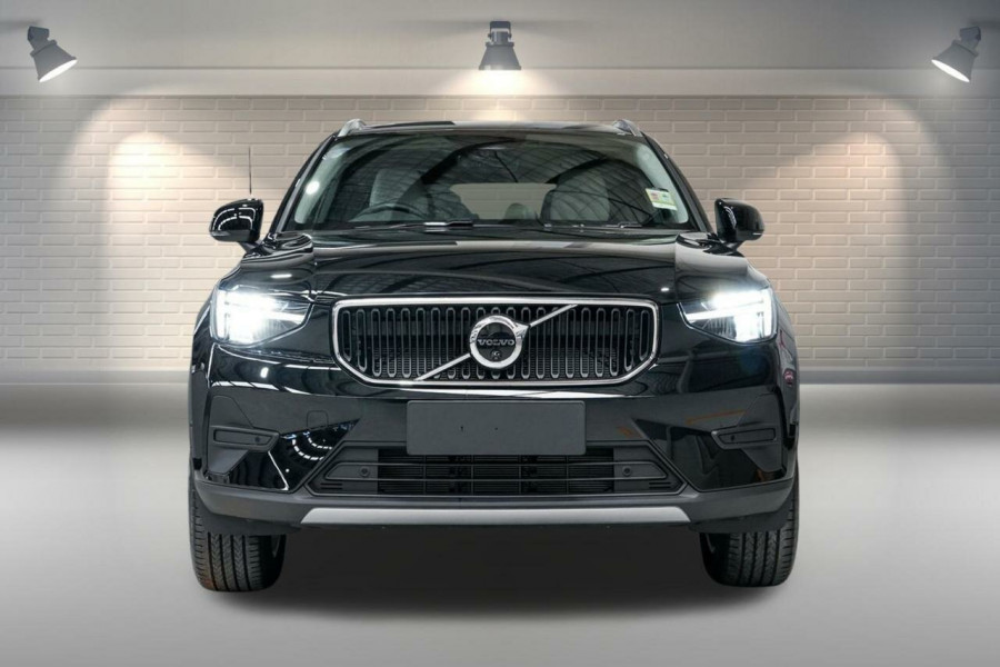 2025 MY26 Volvo XC40 XZ Plus B4 SUV Image 17