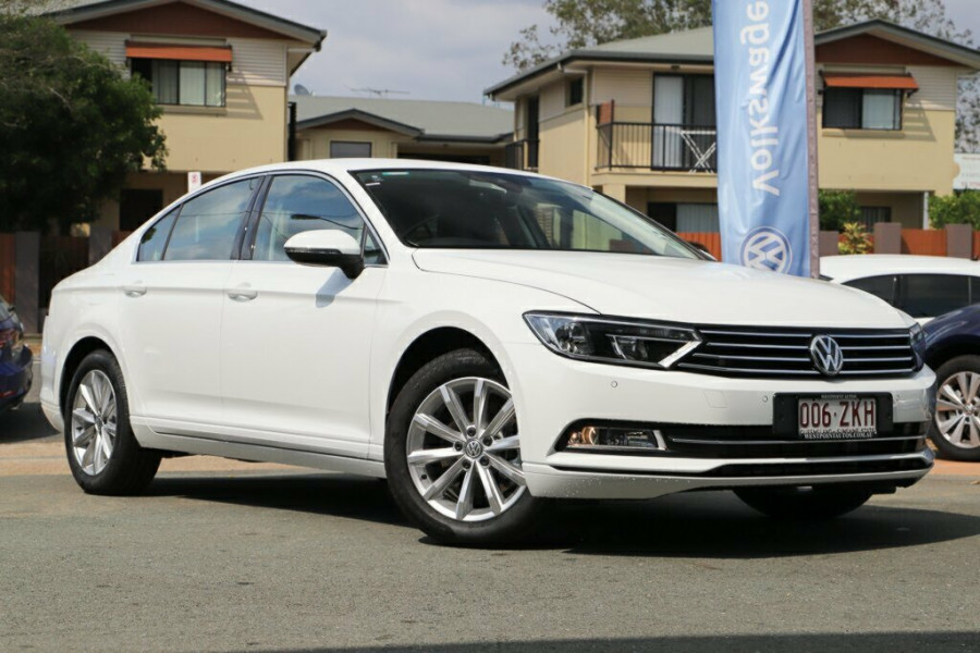 2019 Volkswagen Passat B8 132TSI Comfortline Sedan Image 1