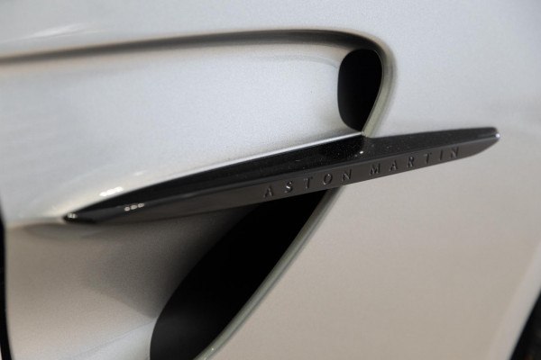 2025 MY26 Aston Martin Vantage   Coupe Image 29