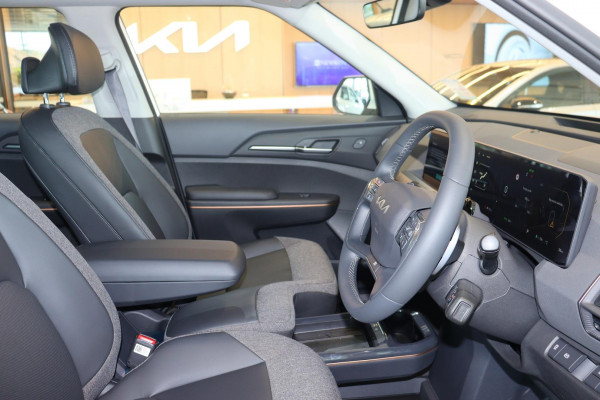 2026 Kia EV5 OVc Air Long Range SUV Image 17