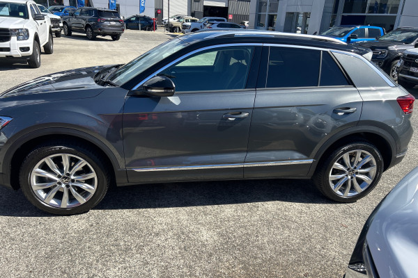 2022 MY23 Volkswagen T-Roc D11 110TSI Style SUV Image 3