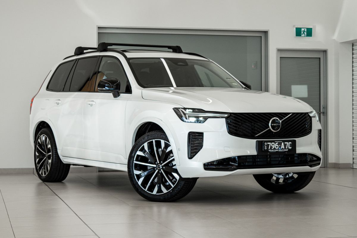 2025 MY26 Volvo XC90 L Series Ultra B5 Dark SUV